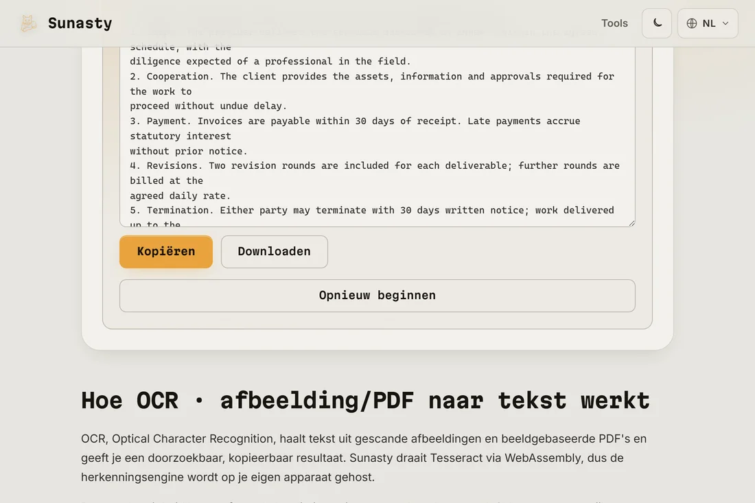 De geëxtraheerde platte tekst uit de gescande PDF, klaar om te kopiëren en te downloaden