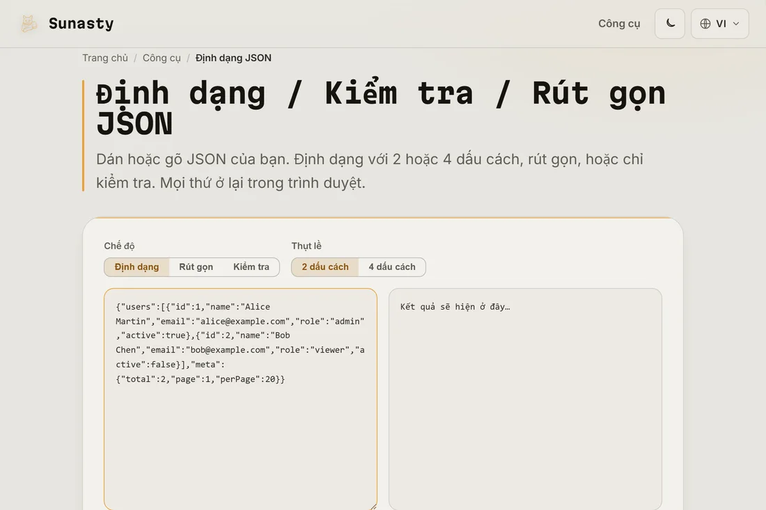 JSON đã rút gọn được dán vào khung nhập của trình định dạng JSON