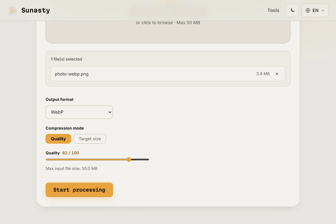影片轉 GIF 工具已載入一個片段，可見影格率和寬度的選項