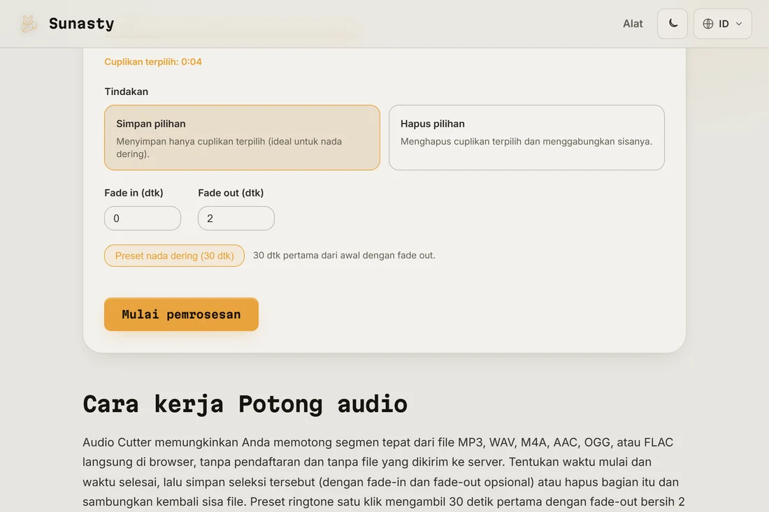 Pemotong audio dengan lagu dimuat, preset nada dering diterapkan, dan segmen disorot pada bentuk gelombang