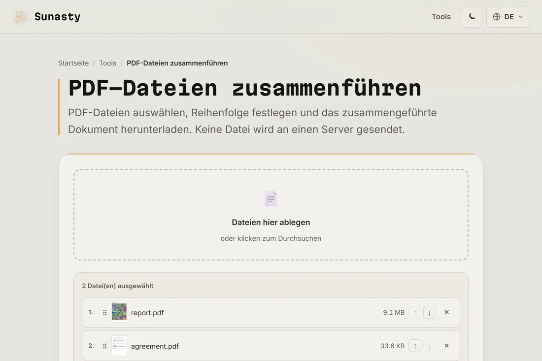 Das PDF-Zusammenführungswerkzeug mit drei geladenen Dateien in der Reihenfolge, in der sie im Ergebnis erscheinen werden