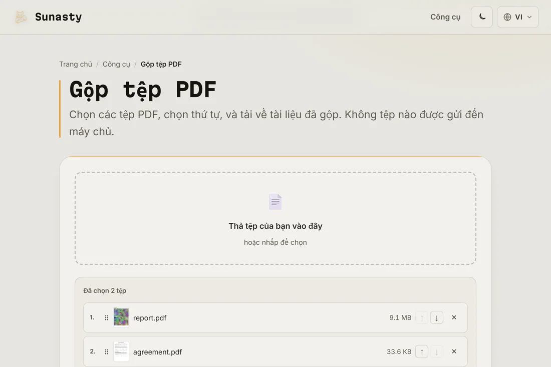 Công cụ gộp PDF đã nạp ba file, hiển thị theo thứ tự chúng sẽ xuất hiện trong kết quả