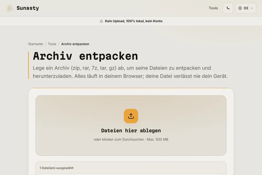 Der Archiv-Extraktor mit einer .zip-Beispieldatei im Upload-Bereich, bereit zur Extraktion