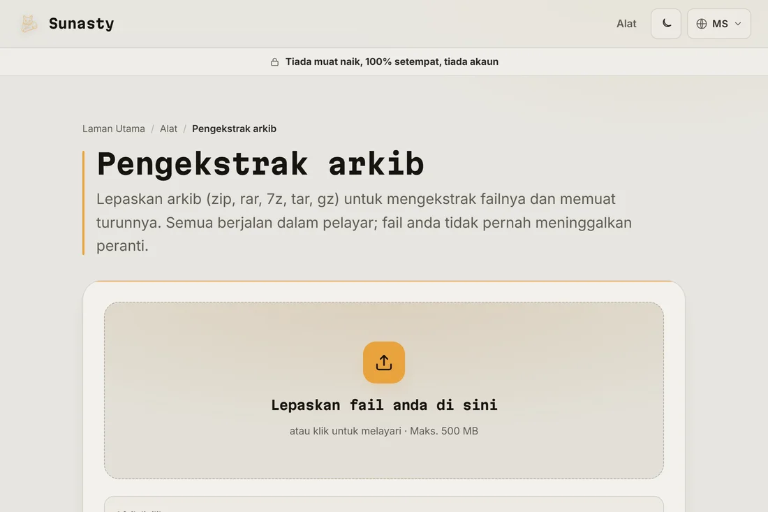 Pengekstrak arkib dengan fail .zip contoh yang dilepaskan ke kawasan muat naik, sedia untuk diekstrak