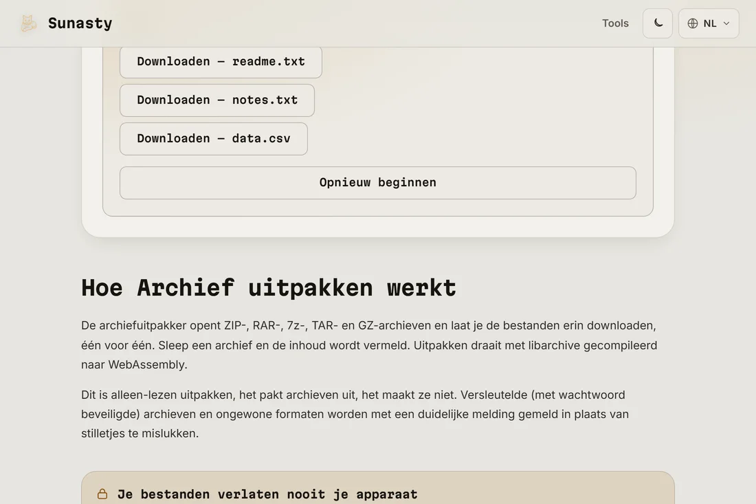 De lijst met uitgepakte bestanden, elk met een eigen downloadknop