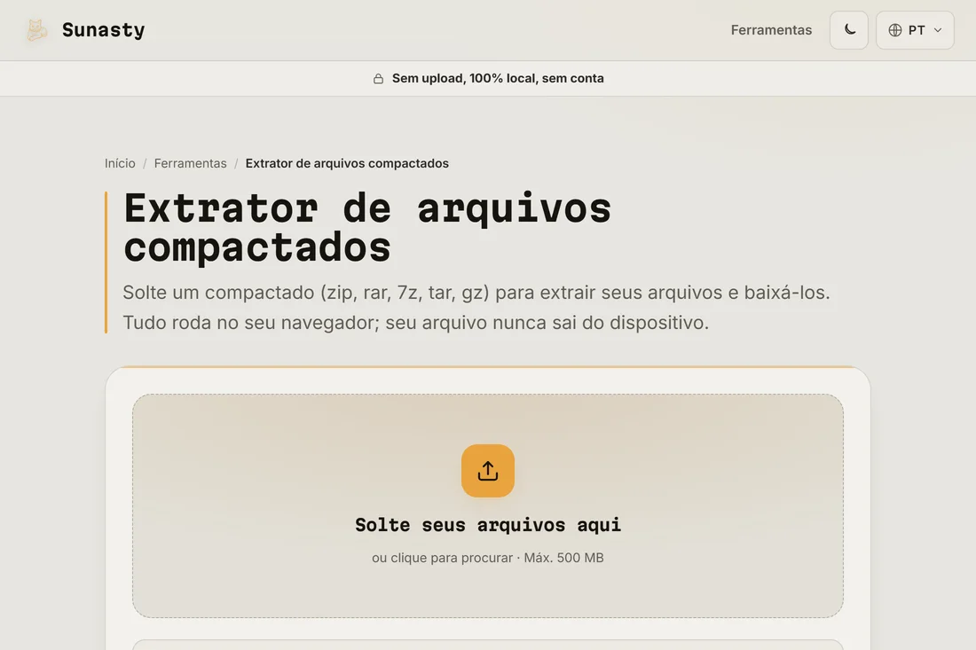 O extrator de arquivos com um .zip de exemplo solto na área de upload, pronto para extrair