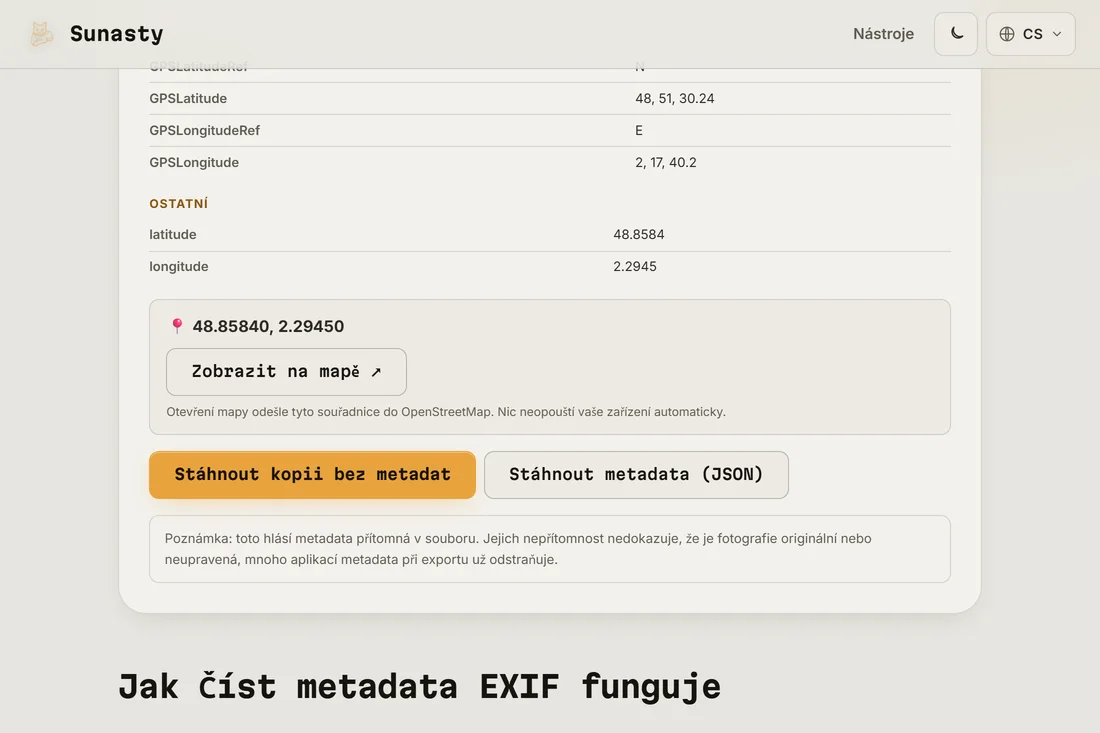 Čtečka EXIF zobrazující metadata nalezená ve fotce, včetně GPS souřadnic