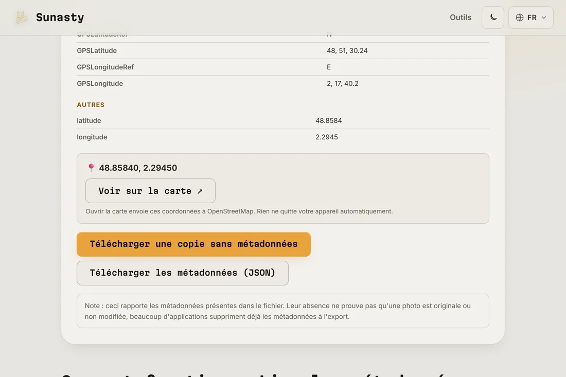 Le lecteur EXIF affichant les métadonnées trouvées dans une photo, dont les coordonnées GPS
