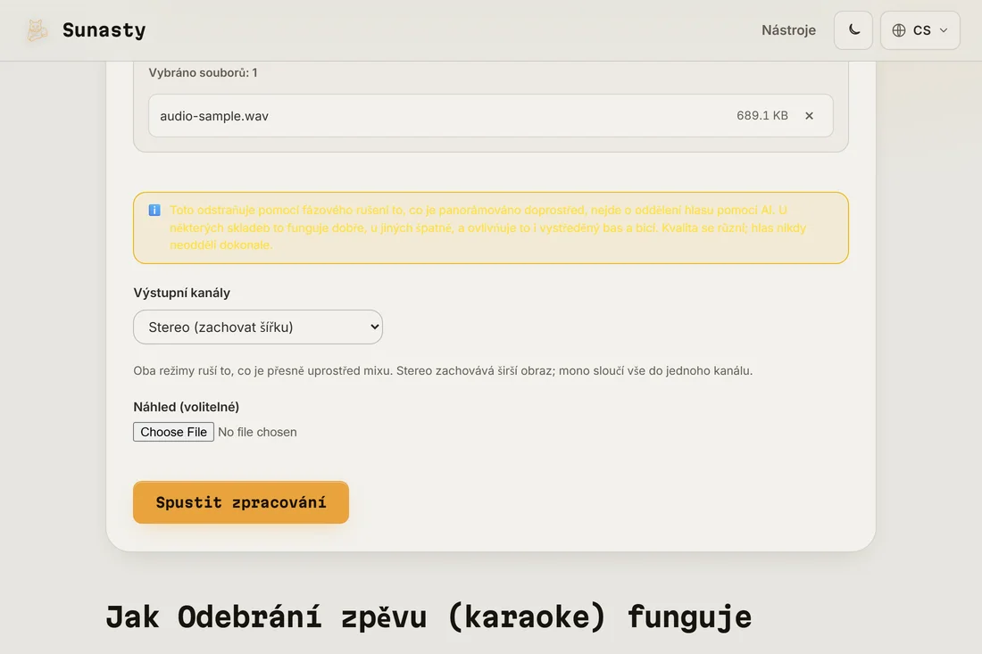 Odstraňovač zpěvu s načteným stereo MP3 a viditelným výběrem výstupního režimu